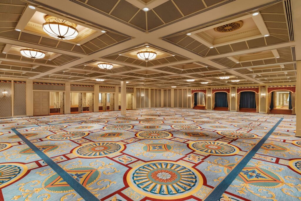 The British Columbia Ballroom from the corner with doors to the foyer on the left and the doors to Vancouver Island Room on the right.